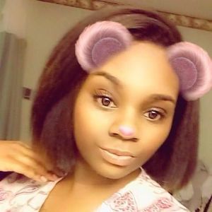 Meet your Posher, Candace